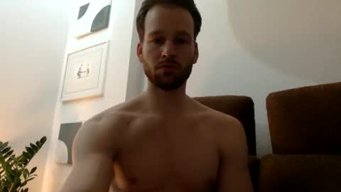 frozenyoga online show from February 2026 10:05:02 PM