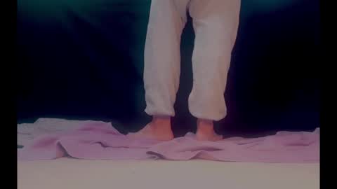 Snapshot of frys96 chatting on November 2025 08:26:02 AM frys96 online show from November 2025 08:26:02 AM