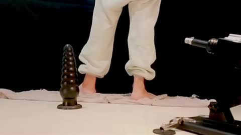 Snapshot of frys96 chatting on December 2025 08:32:02 AM frys96 online show from December 2025 08:32:02 AM