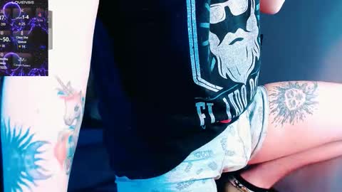          HEHIM  online show from November 2025 10:54:01 AM