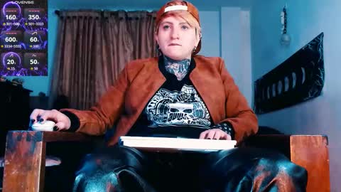          HEHIM  online show from November 2025 09:29:02 PM