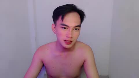 Snapshot of fuckboy_zachxx chatting on February 2025 03:45:02 AM online show from February 2025 03:45:02 AM