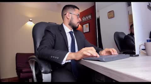 SERGIO THE SEX LAWYER online show from February 2026 03:58:01 AM