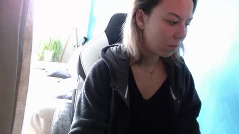 La online show from November 2025 10:06:02 AM