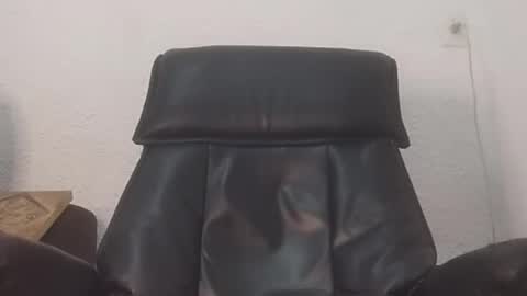 Snapshot of fuckingmulletdaddy chatting on October 2025 12:41:02 PM Phill    online show from October 2025 12:41:02 PM