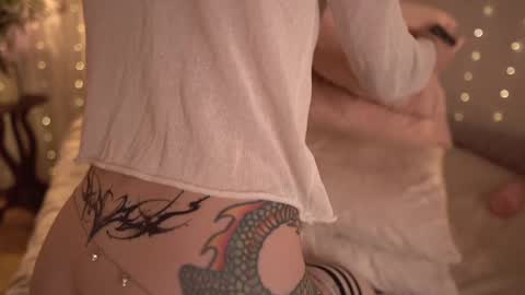 Eva         all my links   online show from January 2026 01:27:02 PM