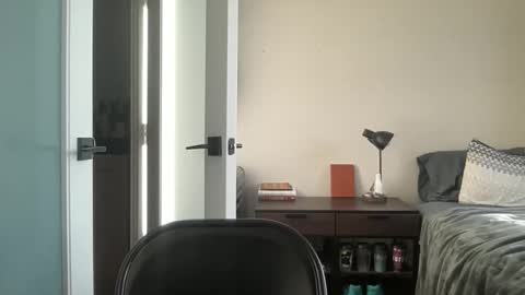 Snapshot of fuckyeahcoach chatting on January 2025 01:27:01 PM Muscle Bear Jock in Training online show from January 2025 01:27:01 PM