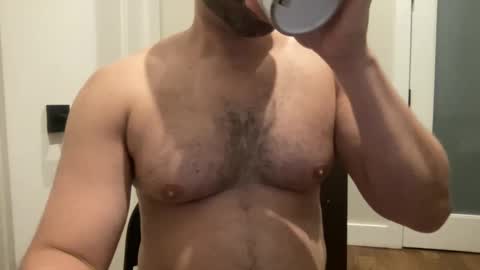 Snapshot of fuckyeahcoach chatting on January 2025 10:38:01 AM Muscle Bear Jock in Training online show from January 2025 10:38:01 AM