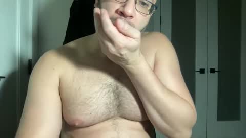 Snapshot of fuckyeahcoach chatting on January 2025 03:37:02 AM Muscle Bear Jock in Training online show from January 2025 03:37:02 AM