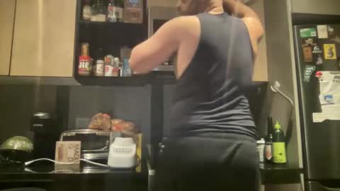 Snapshot of fuckyeahcoach chatting on January 2025 11:06:01 AM Muscle Bear Jock in Training online show from January 2025 11:06:01 AM