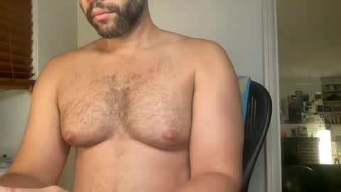 Snapshot of fuckyeahcoach chatting on September 2025 07:57:01 AM Muscle Bear Jock in Training online show from September 2025 07:57:01 AM