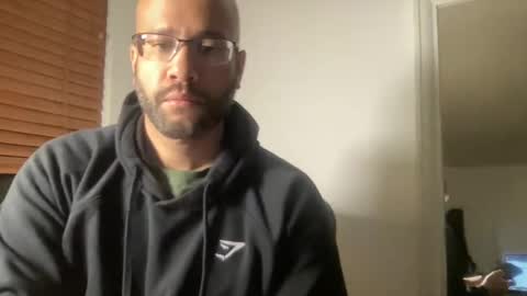 Snapshot of fuckyeahcoach chatting on October 2025 07:01:01 AM Muscle Bear Jock in Training online show from October 2025 07:01:01 AM