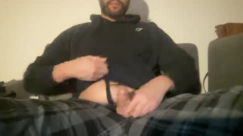 Snapshot of fuckyeahcoach chatting on February 2026 12:20:02 AM Muscle Bear Jock in Training online show from February 2026 12:20:02 AM