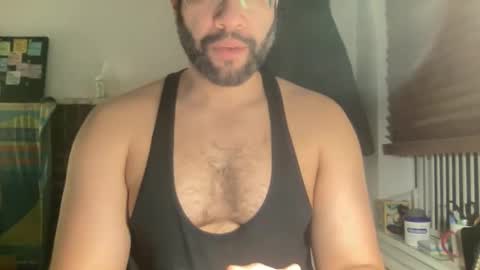 Snapshot of fuckyeahcoach chatting on February 2026 09:57:02 AM Muscle Bear Jock in Training online show from February 2026 09:57:02 AM