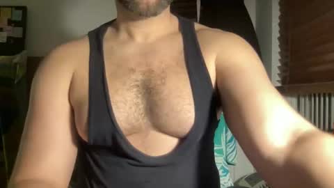 Snapshot of fuckyeahcoach chatting on February 2026 03:47:02 AM Muscle Bear Jock in Training online show from February 2026 03:47:02 AM