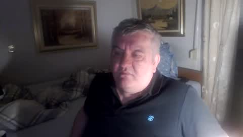 fukingcrazy online show from April 2026 07:52:02 PM