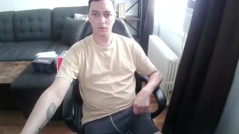 Snapshot of fululandready chatting on September 2025 03:04:01 PM fullandready online show from September 2025 03:04:01 PM