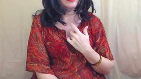 Snapshot of fun4tips chatting on January 2025 07:04:01 PM Fun4Tips online show from January 2025 07:04:01 PM