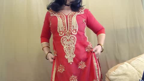 Snapshot of fun4tips chatting on February 2025 06:43:01 AM Fun4Tips online show from February 2025 06:43:01 AM