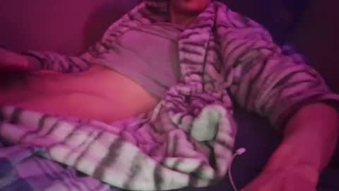 fundude1993 online show from January 2025 06:56:02 AM