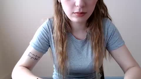 Snapshot of funemma000 chatting on June 2026 07:07:01 AM Emma online show from June 2026 07:07:01 AM