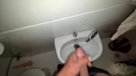 funfishing27 online show from December 2025 08:59:01 PM