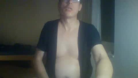 Snapshot of funneltunnel chatting on March 2026 12:18:02 AM funneltunnel online show from March 2026 12:18:02 AM