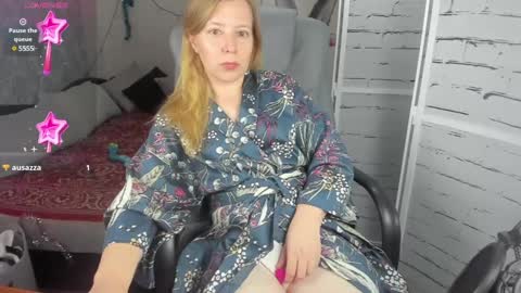 Snapshot of funny_bunny4 chatting on January 2025 06:59:02 PM funny_bunny4 online show from January 2025 06:59:02 PM