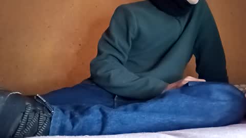 Italian men online show from December 2024 08:31:02 AM