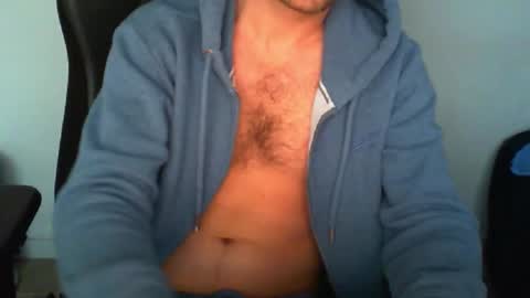 YWhiteNiceMan online show from February 2026 08:29:01 AM