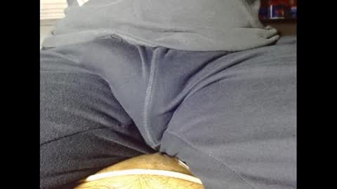 Snapshot of fuzzyblues chatting on January 2025 08:50:01 PM Fuzzy Blues online show from January 2025 08:50:01 PM