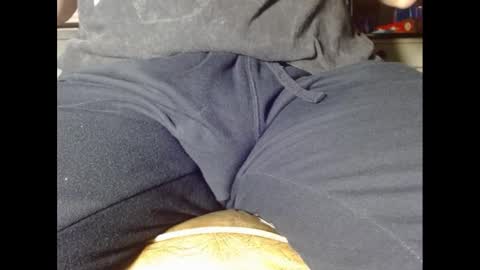 Snapshot of fuzzyblues chatting on January 2025 09:07:01 PM Fuzzy Blues online show from January 2025 09:07:01 PM