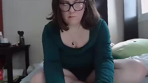 fuzzypeaches87 online show from January 2026 07:41:01 PM