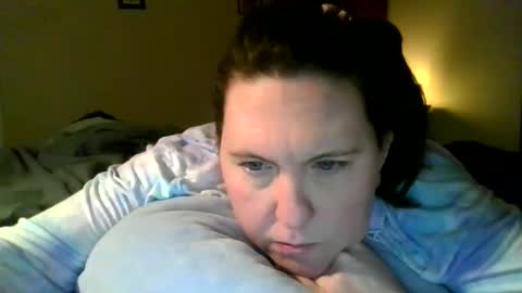 fuzzypeaches87 online show from February 2026 03:27:02 AM