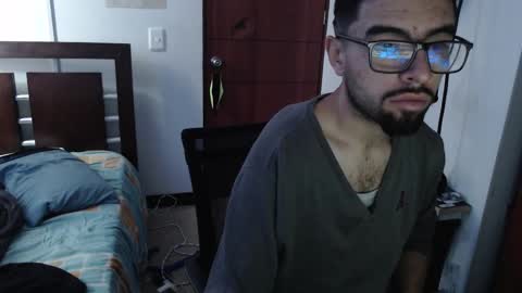 andrew online show from November 2025 03:58:02 PM