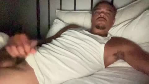 Snapshot of g00ndaddy chatting on July 2026 05:20:02 AM G00NDaddy online show from July 2026 05:20:02 AM