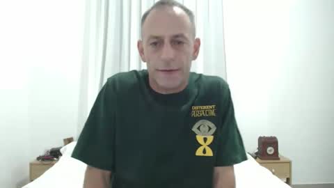 Snapshot of g10303 chatting on October 2025 08:33:02 AM g103031910303 online show from October 2025 08:33:02 AM