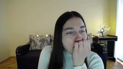 Jaklin online show from January 2025 09:01:01 AM