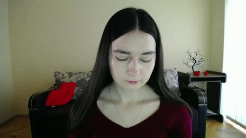 Jaklin online show from November 2025 09:30:01 AM