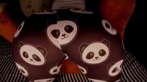 G A B R I E L A   online show from November 2025 07:07:02 PM