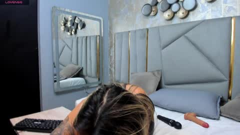 Gaby Santos online show from March 2026 12:11:01 PM