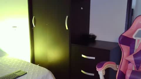 Gabi online show from February 2025 04:25:01 PM