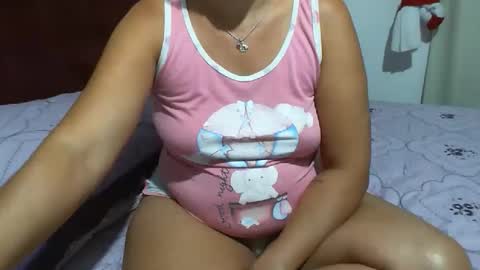 Snapshot of gabibrasil chatting on April 2026 08:22:01 PM gaby layla online show from April 2026 08:22:01 PM