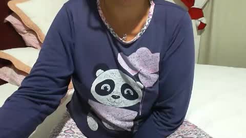 Snapshot of gabibrasil chatting on May 2026 06:13:01 PM gaby layla online show from May 2026 06:13:01 PM