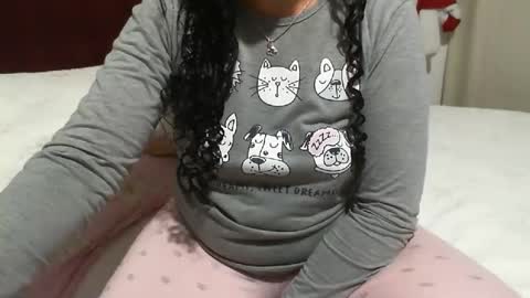 Snapshot of gabibrasil chatting on May 2026 09:20:01 PM gaby layla online show from May 2026 09:20:01 PM