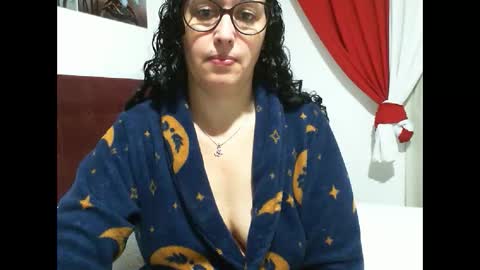 Snapshot of gabibrasil chatting on May 2026 07:10:02 PM gaby layla online show from May 2026 07:10:02 PM