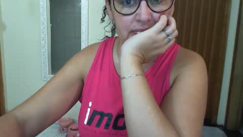 Snapshot of gabibrasil chatting on June 2026 08:36:02 PM gaby layla online show from June 2026 08:36:02 PM
