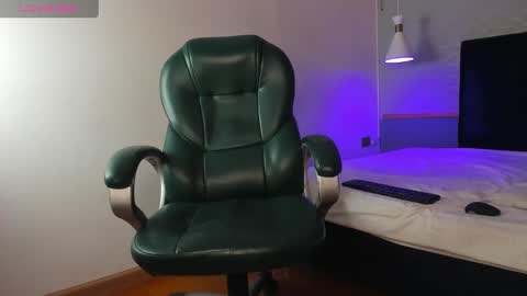 Snapshot of gabriel_beckett chatting on December 2024 11:39:01 AM gabriel_beckett online show from December 2024 11:39:01 AM