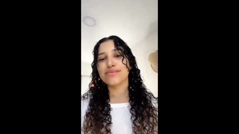 Snapshot of gabriela_duarte chatting on May 2026 09:38:01 PM Gabi online show from May 2026 09:38:01 PM