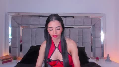 Snapshot of gabriela_montess chatting on December 2024 06:48:02 AM Gabriela Montes online show from December 2024 06:48:02 AM